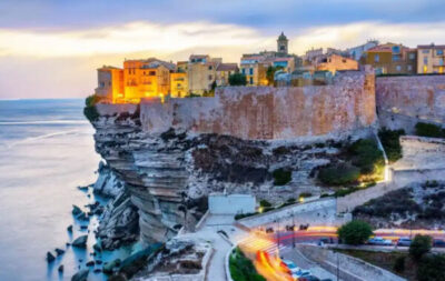 Rent luxury cars at Corsica