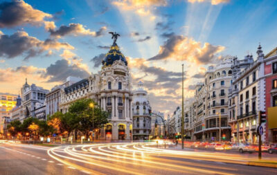 Rent luxury cars at Madrid
