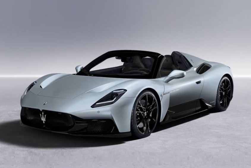 Maserati MC20 Cielo Rental 