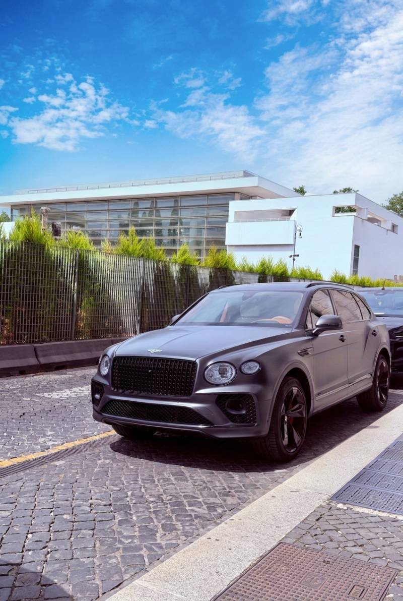 Bentley Bentayga EWB