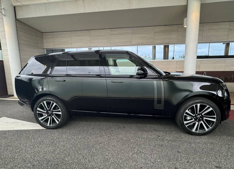 Range Rover LWB