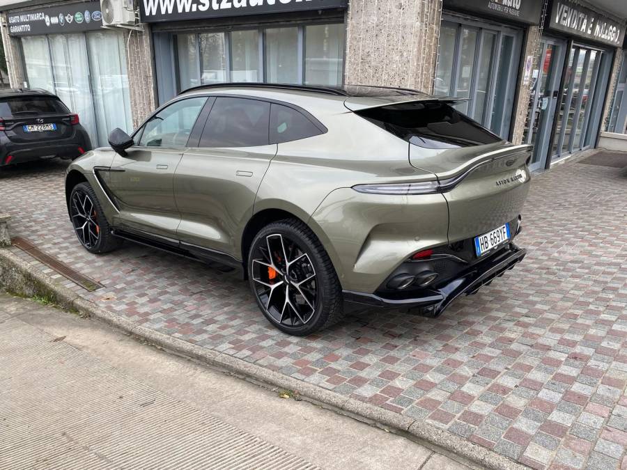 Aston Martin DBX707 Rental