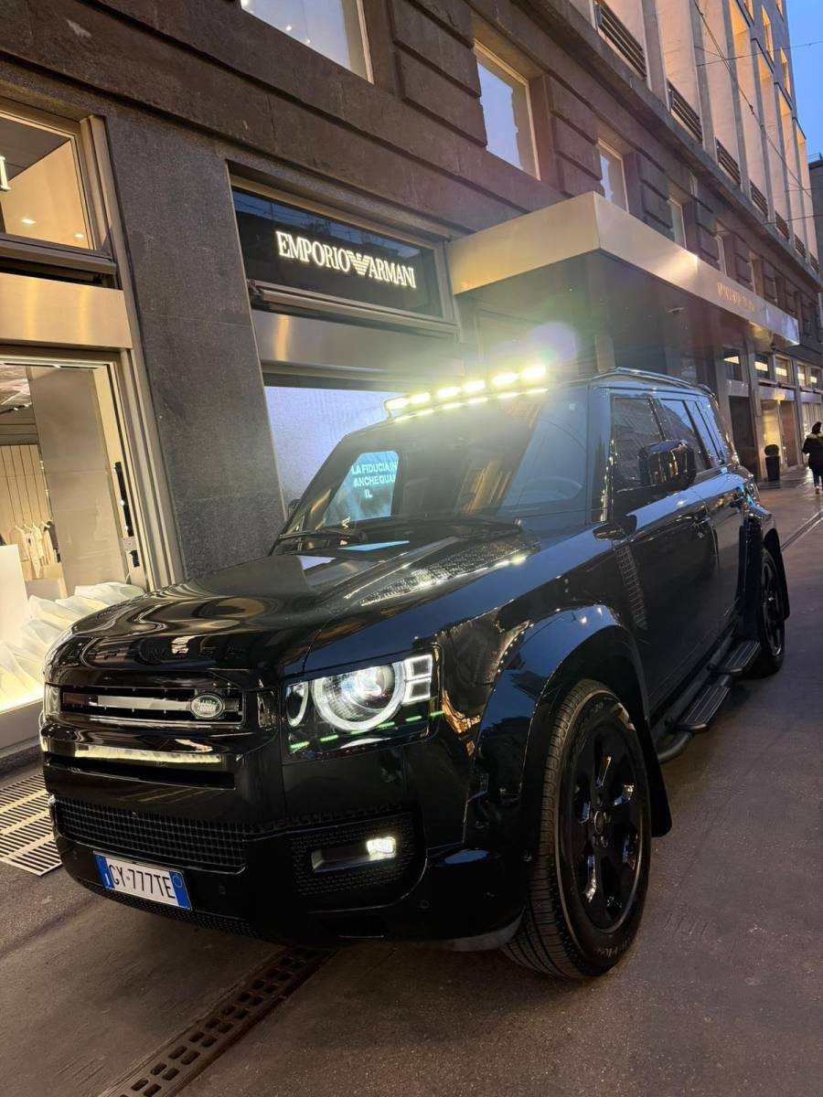 Land Rover Defender 110 Rental