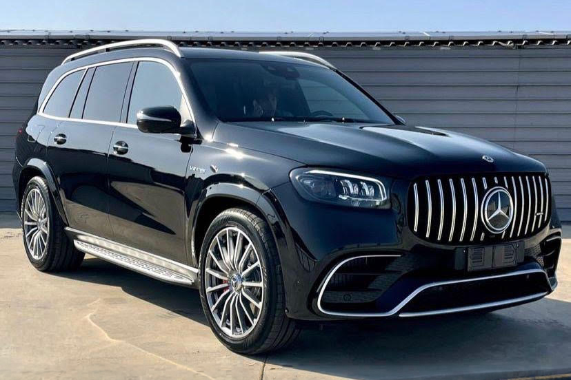 Mercedes-Benz GLS 7 Seater Rental